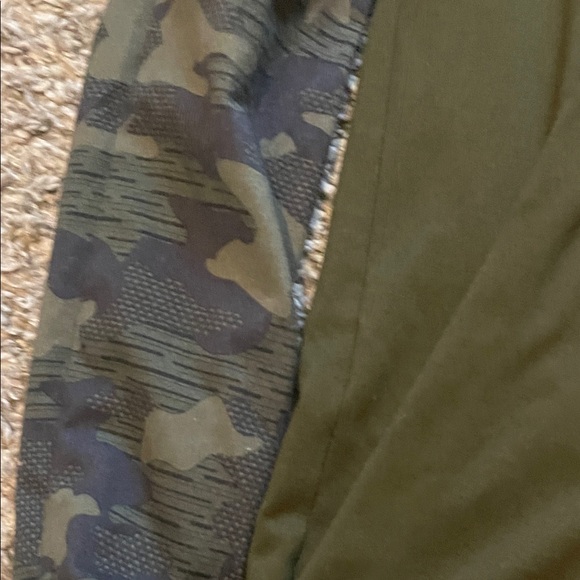 FREE with any bundle Kids Camouflage Football and Happy Camper Shirts 7/8 - Picture 9 of 10